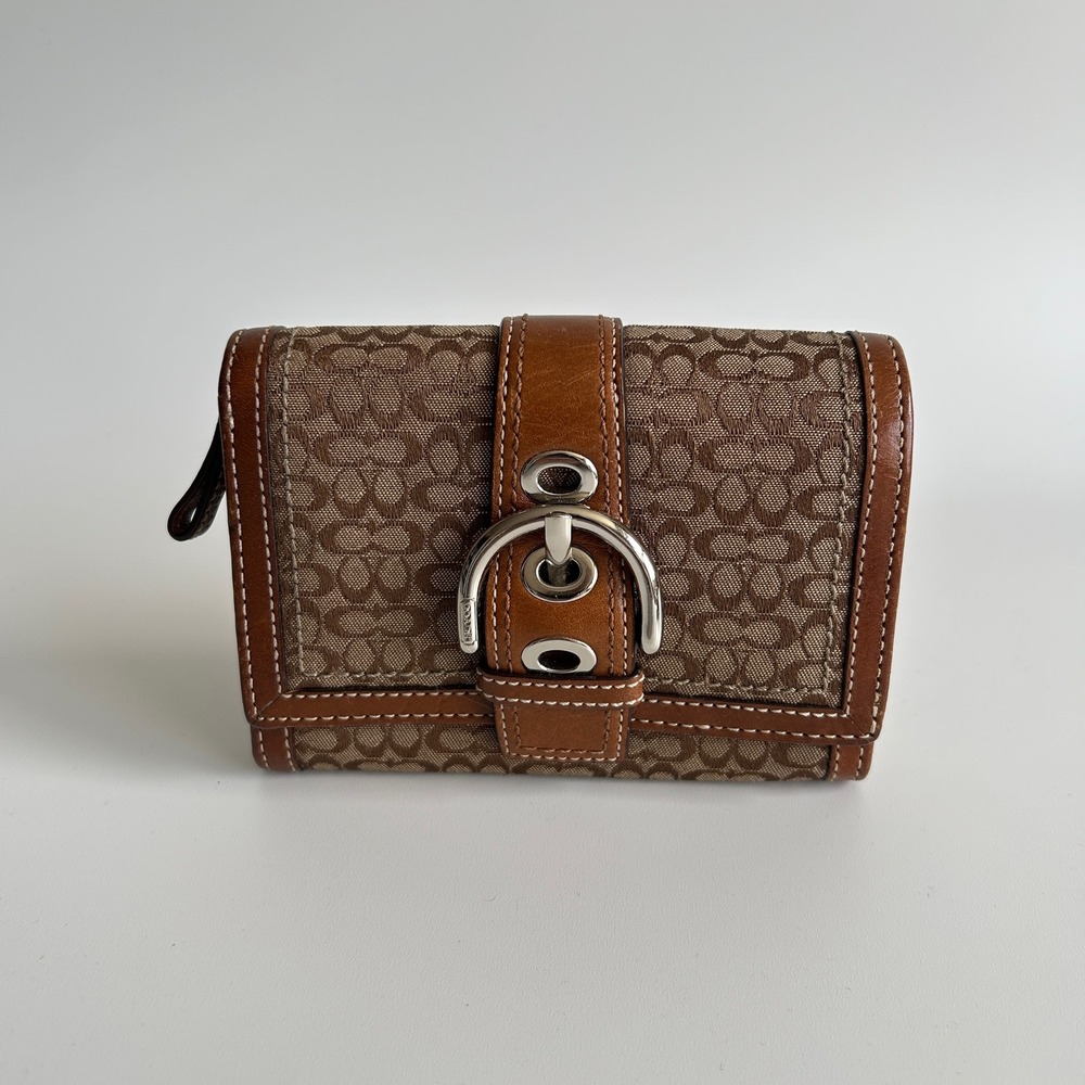 Coach Soho Signature Brown Canvas Leather Buckle Compact Wallet Excellent